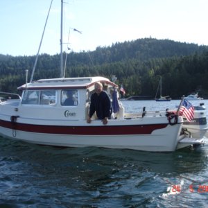 25 July 2007 
In Montague Harbour 
The unknown 22 CD from
yesterday stopped by to say hello. The Lamberts keep their CD at LaConner.