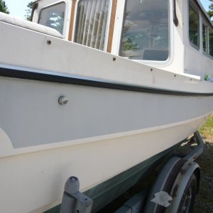 6 or so hours on pressure waqsher and already looking like a new boat