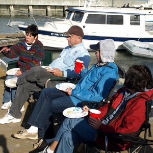 John and Robin tell Kathy (Pounder) and Marcia (Marcia Jane) how to dress for cold weather.
