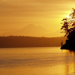 friday harbor sunrise Aug 25 2007