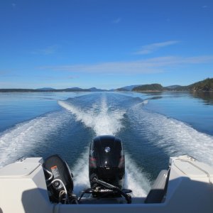 Cruising around the South end of Center Island