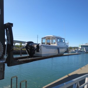 Back at Twin Bridges Marina, lifting boat out of water.