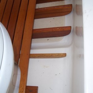 Head floor