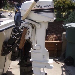 Johnson 8HP kicker included with purchase