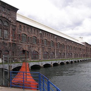 Edison PowerPlant Exterior .There is a Fishcam here..to view Atlantic Salmon ..www.lssu.edu/arl/fishcam.php.