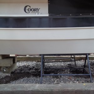 4/9/2011   used tubular steel sawhorses for lateral stability, will pad the top rail ASAP