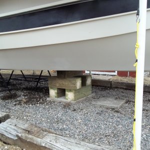 4/09/2011 ..another view of the forward blocking