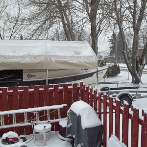 4/17/2011...woke up to winter/cann't work on my boat