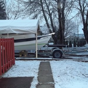 4/20/2011  more frigging snow