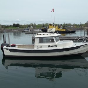 21/05/2011...boat is in for the season/people sure like my boat!