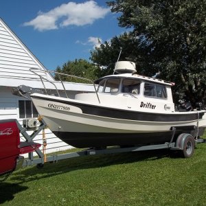 23/08/11..installed a new Pressure Arm on my Maxwell RC500 Windlass..washed boat