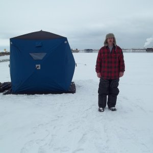03/01/2012..My New Shappell Ice House 6000.fishing for Whitefish on  the Canadian Recreational Lock.