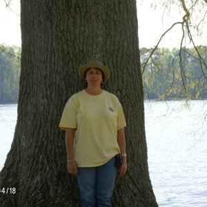 Bath,NC
Tracy at Blackbeard's look out..