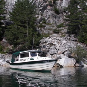 THe perfect spot..Look at our backdoor