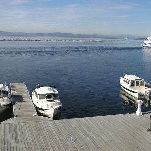 (BlackNorth) \"Live Free or Die\" on right