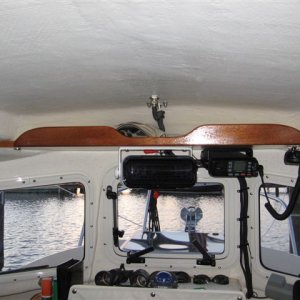lip on shelf over hatch
