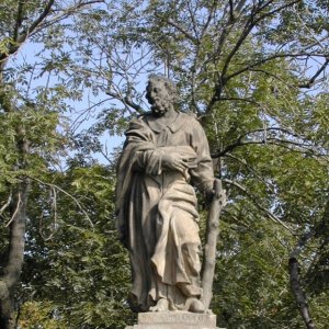 OneOfManyStatuesOnTheCharlesBridge