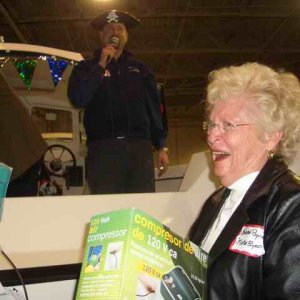 20070127 - 05 Seattle Potluck & Factory Party - Mama Byrd