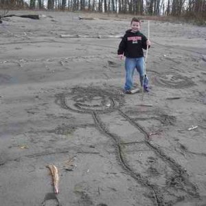 20070210 - 02 Columbia River Beach Sand Carvings