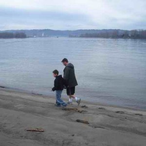20070210 - 03 Dad & Son in Sync