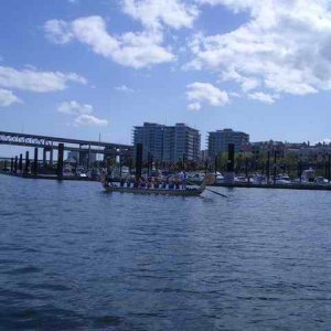 20070429 - 02 Willamette River Boating - Downtown Portland Dragon Boat