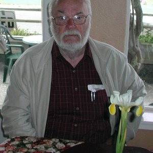 (Pat Anderson) Bob (Da Nag crew) at Love Dog Cafe breakfast