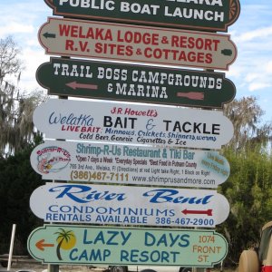 Sign post in Welaka.
