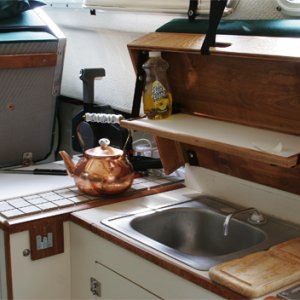 Galley-sink-and-cover