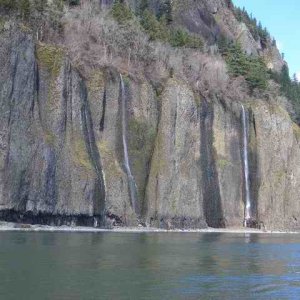 20060319 - 05 Columbia River Rooster Rock to Beacon Rock - THE WALL