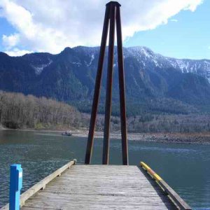 20060319 - 13 Columbia River Rooster Rock to Beacon Rock - View of Snow & Way in from Columbia River