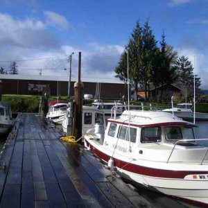 20060413 - 11 Cathlamet C-Dory Gathering - C-Dory Alley
