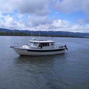 20060413 - 16 Cathlamet C-Dory Gathering - More company