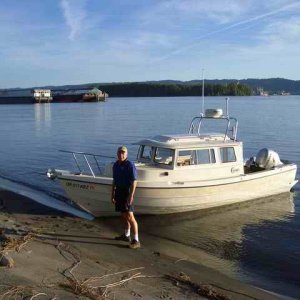 20060427 - 02 Taking an Australian for an evening boat ride