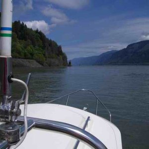 20060429 - 03 Friends & Family on Columbia River