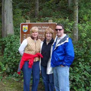 20060506 - 11 Lopez C-Dory Gathering - Mom Amy & John