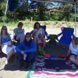 20060708 - 04 Boating on Willamette River - Friends