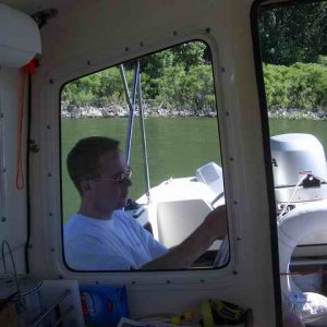 20060709 - 04 Showing Cousin from Kansas Columbia River - Lounging with Morning Paper