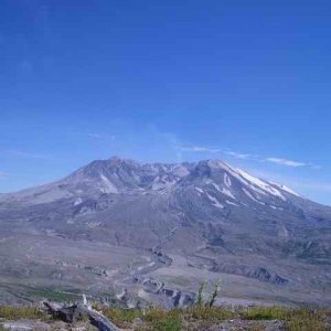20060709 - 08 Showing Cousin from Kansas Mt. St. Helens