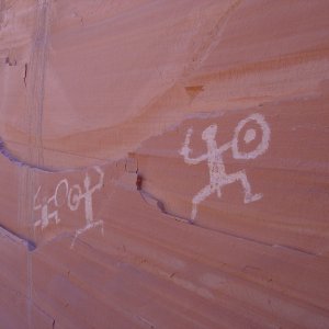 pictographs at Defiance House in Forgotten Canyon