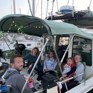 B7A741E1-7D6E-40F9-B8E4-4C658DE593A4