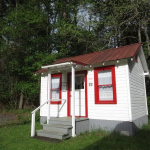 The "Teacherage" housed the island teacher(s) back in the day, now it is a museum that you can walk into anytime!