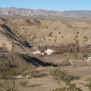 Lake Mohave C-Dory camp looking like it is grounded in a dry desert!
