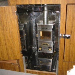 A sacrifice of storage space under the sink. I removed the ice box and installed drawers. (Rock-C)