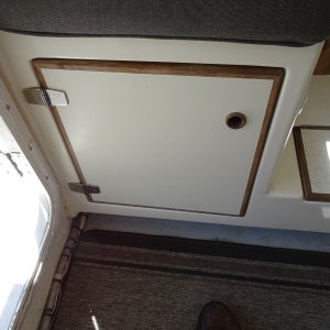 Storage under aft dinette seat
