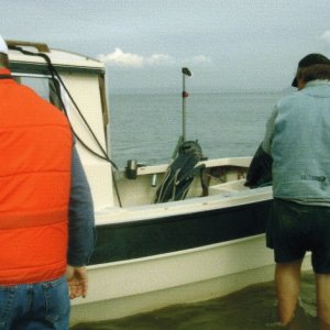 17 Sept 2005: After clam digging, Joe (R-Matey) and Roger (Sensei).