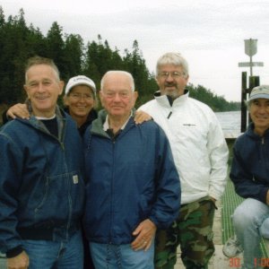 30 Sept 2005 Sequim: Joe (R-Matey), Robbi (C-Run), Dusty, Fred (Anita Marie) & Capt Mac (Two Lucky Fish).