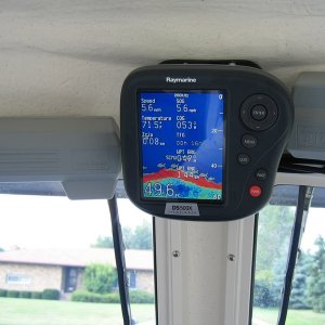 (Chuck S) Raymarine Sounder