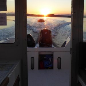 Departing Skagit Island for Bellinham on Friday morning, with dinghy in tow