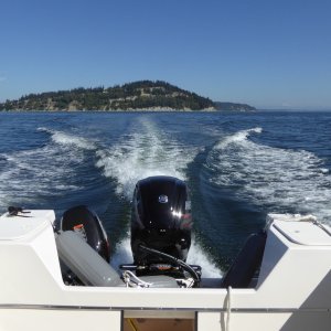 Almost back home to Edmonds Tuesday morning.  Loving this cruise speed in the CD22 - about 3100 rpm and 12 knots!