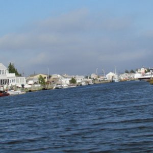Heading into Sheltered Harbor marina